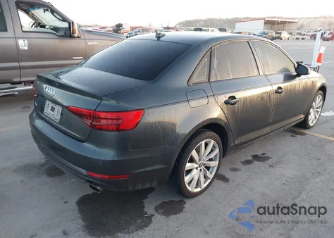 2017 Audi A4 2.0T Premium z USA, uszkodzony, nr VIN WAUGNAF43HN008458